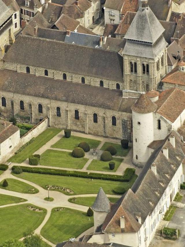 Chambon Sur Voueize©j.damase