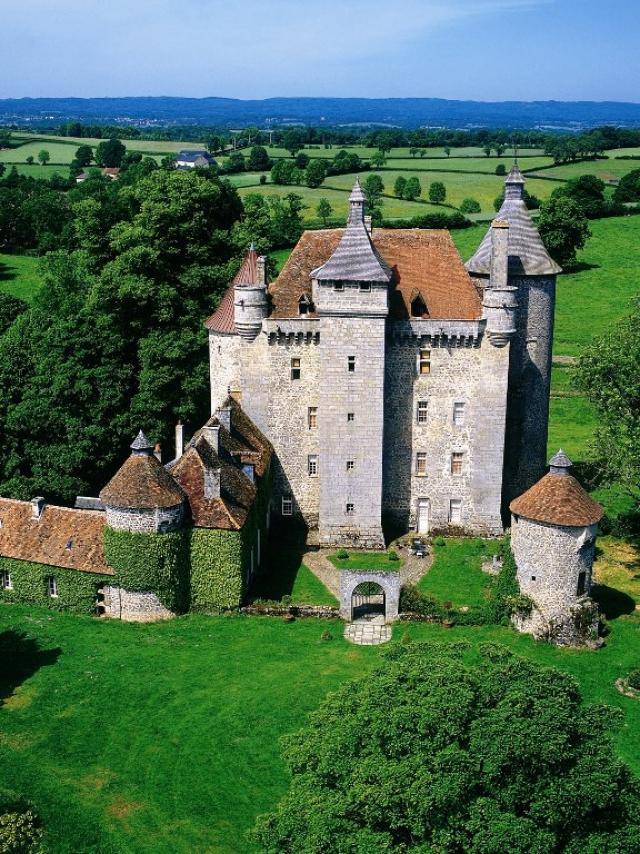 Chateau de Villemonteix