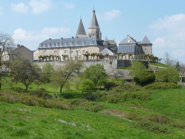 Bénévent l'Abbaye, petite cité de caractère