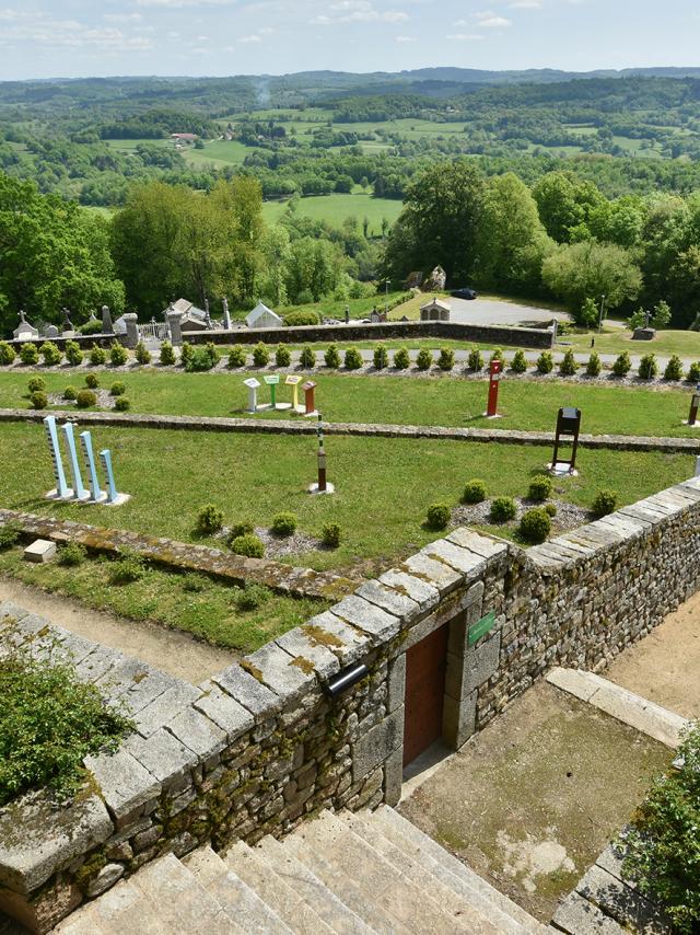 Jardins terrasses à Saint-Georges-Nigremont