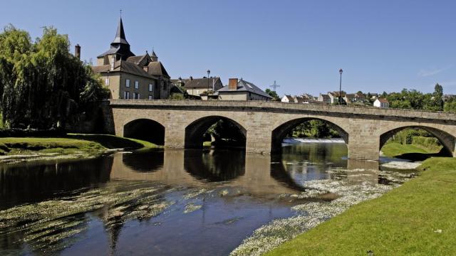 Village De La Celle Dunoise©j.damase