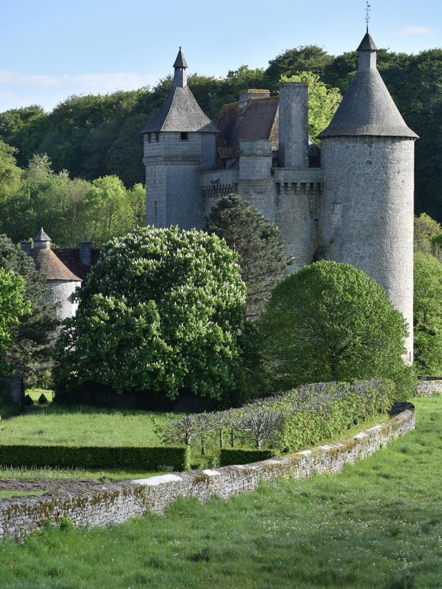 ADRT 23-Château de Villemonteix à Chénérailles