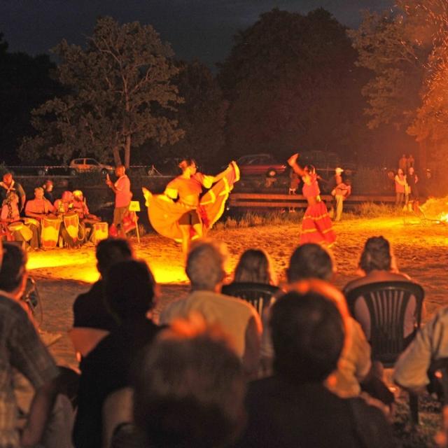 Concert sur la plage de la Naute à Champagnat