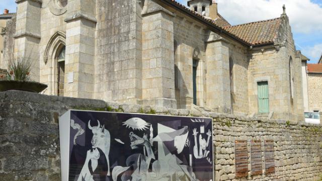 Reproduction de Guernica à Crocq dans la Creuse