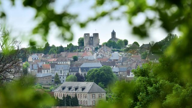 Vue sur Crocq dans la creuse