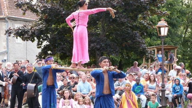 Festival Danses, Musiques Et Voix Du Monde À Felletin En Creuse, La Creuse