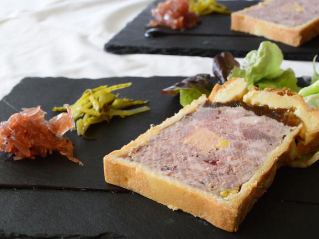 Coq Or Chenerailles Pate Croute