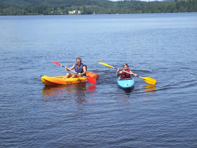 Canoe au lac de Vassivière