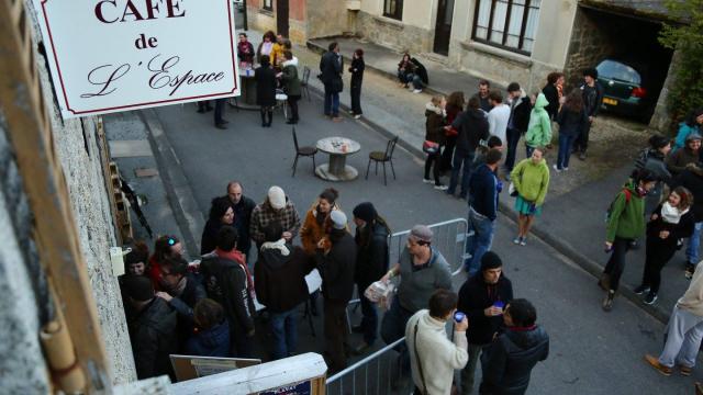 Café de l'espace à Flayat