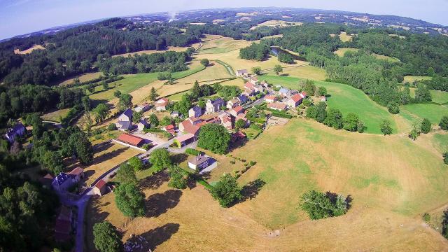 Lioux les Monges, vue du ciel