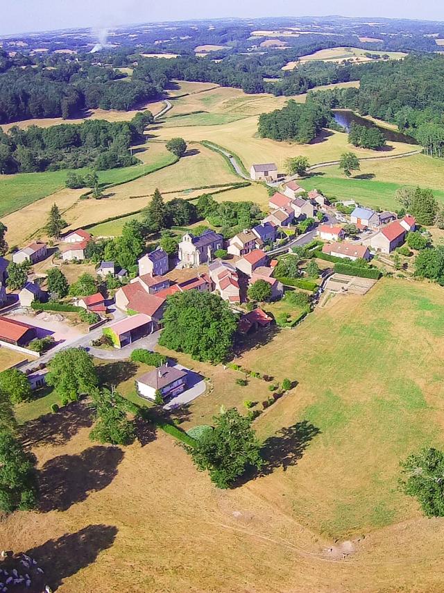 Lioux les Monges, vue du ciel