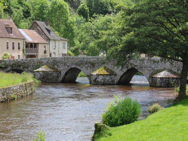 felletin-pont-roby-01-aubusson-felletin-tourisme-scaled.jpg