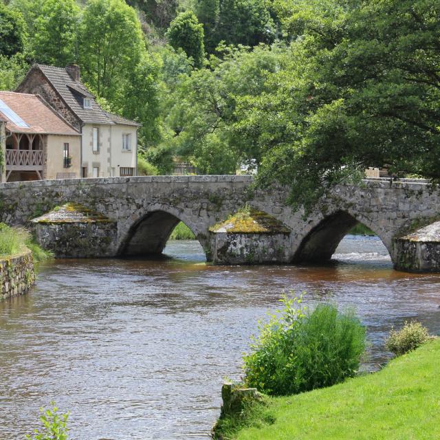 felletin-pont-roby-01-aubusson-felletin-tourisme-scaled.jpg