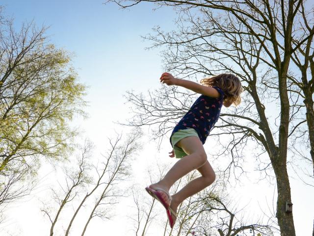 trampoline-saut.jpg