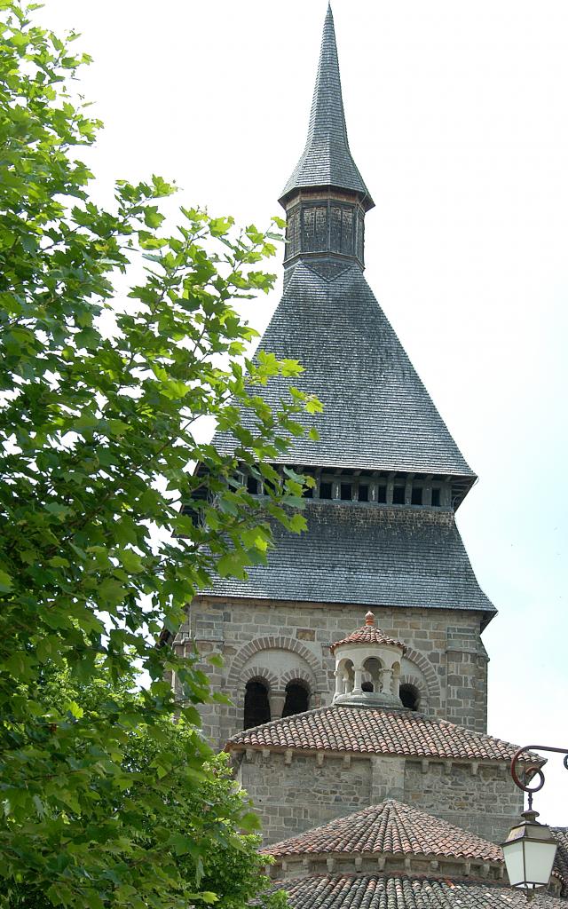 Abbatiale Clocher et Chevet