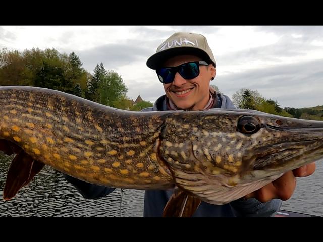 Brochet Lac De Vassivière