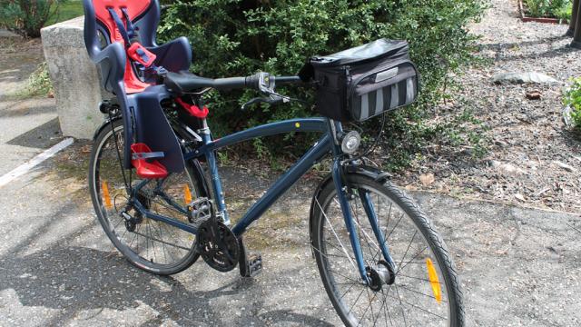 velo-randonneur-equipe-de-siege-enfant.jpg