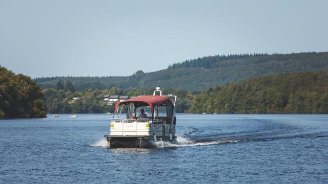 navette-du-lac-vassiviere-2021-christophepean2021-web.jpg