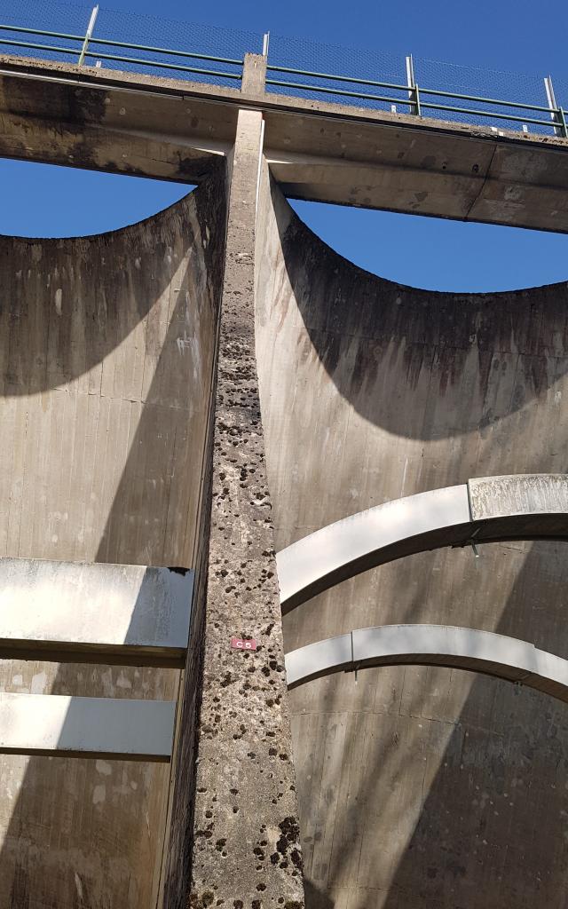 Barrage de faux La Montagne©L Puissant