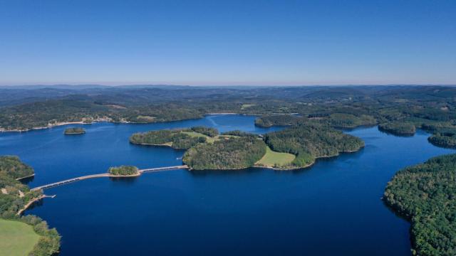 Lac de Vassivière©adrt23