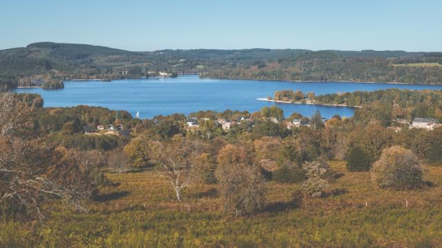 Vassivière Automne- Châteaucourt © Christophe Péan