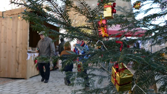 Marche De Noel Crocq 2025 Mcea G.samaey 5b