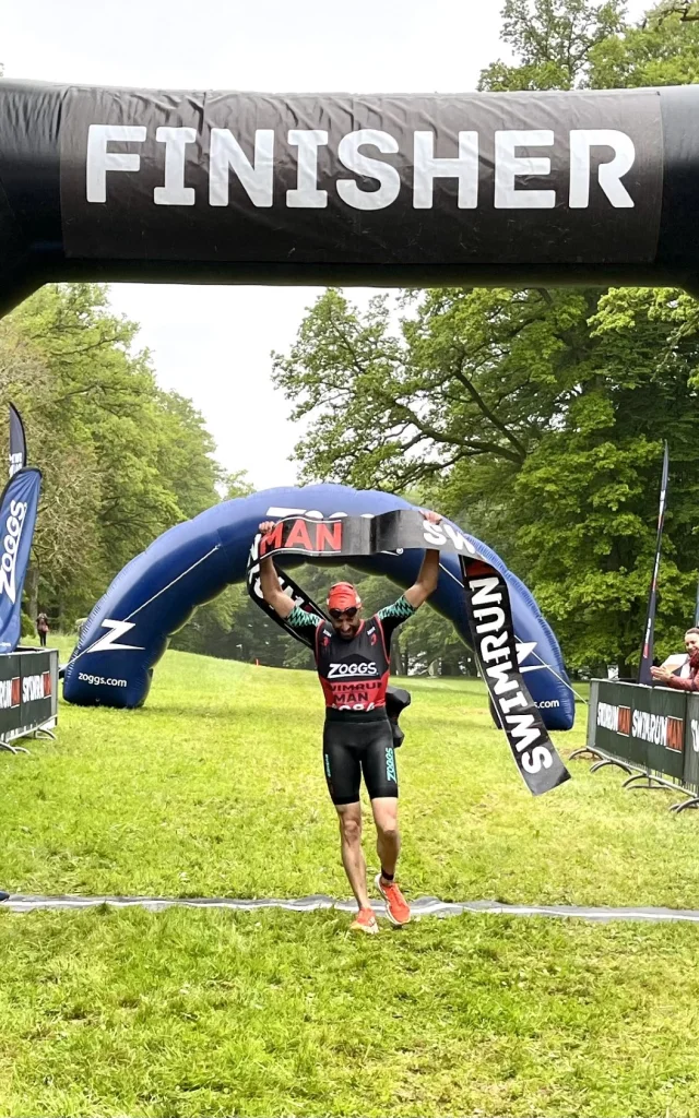 Swimrunman Lac De Vassiviere ©Eric Frecon