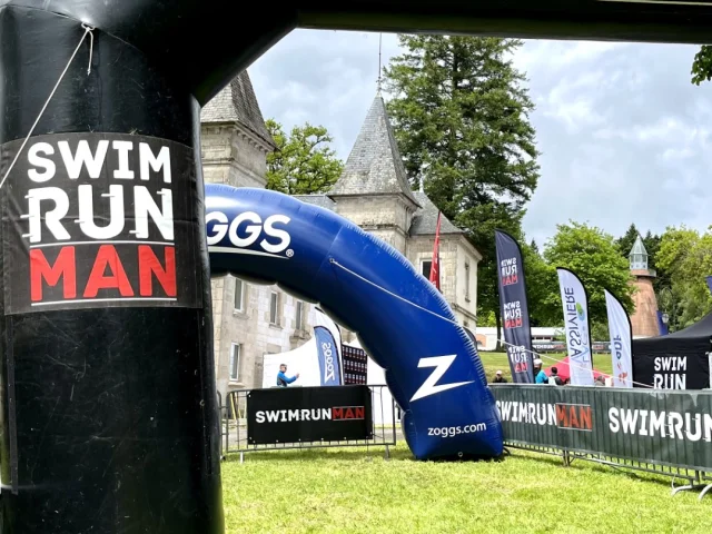 Swimrunman Lac De Vassiviere ©Eric Frecon