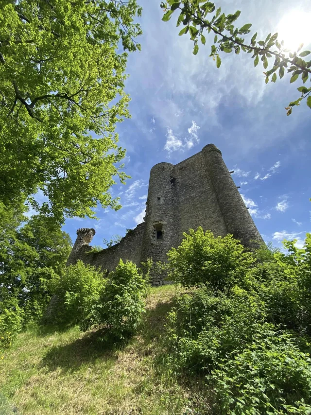 Château de Montaigut-le-Blanc (Monts de Guéret)