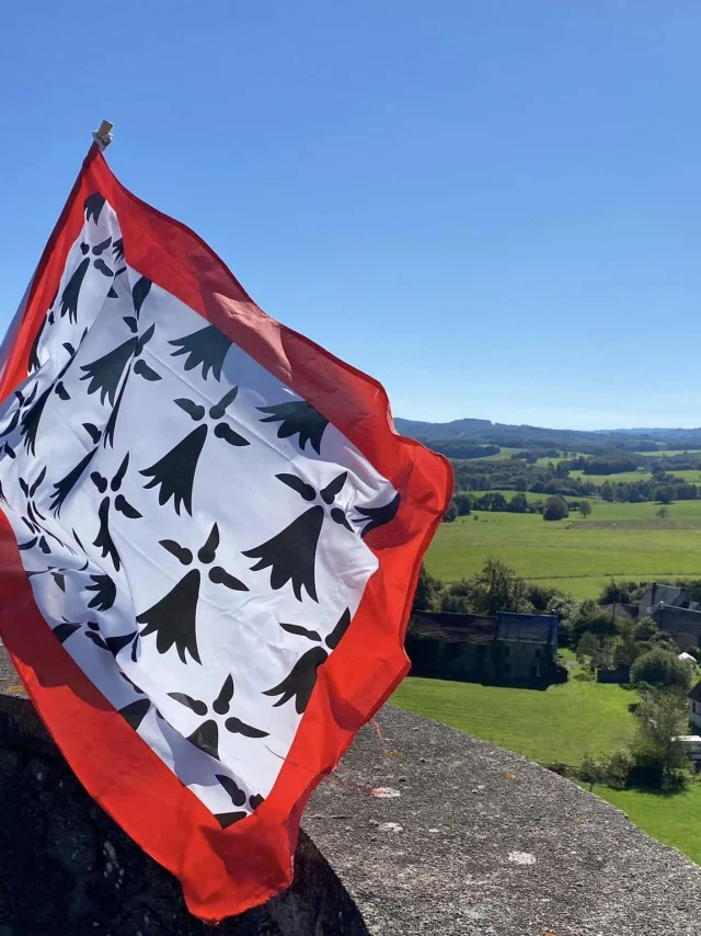 Château de Montaigut-le-Blanc (Monts de Guéret)